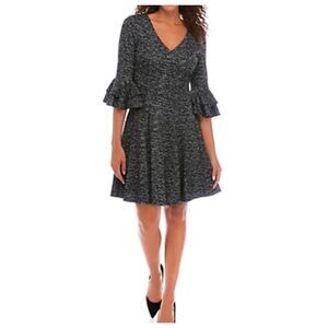 Gabby Skye Gray 3/4 Bell Sleeves Knit Dress Size Small